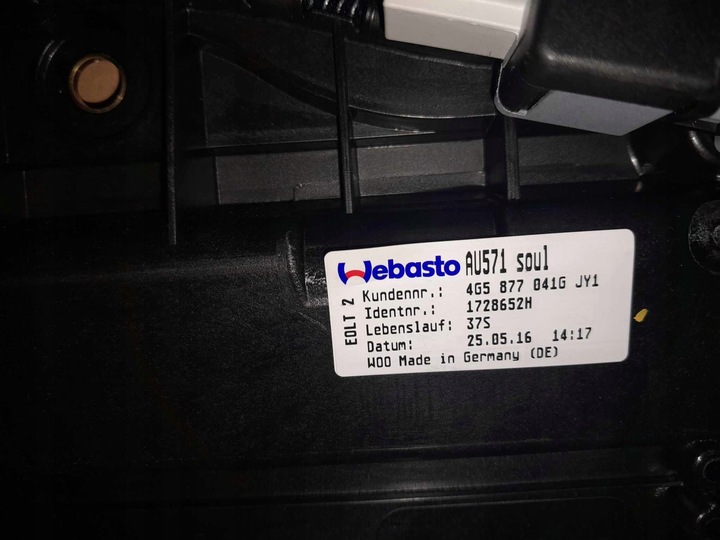 фото №15, Audi a6 sedan c7 4g рестайлинг люк 4g5877041g бежевая чёрная накладка 28km