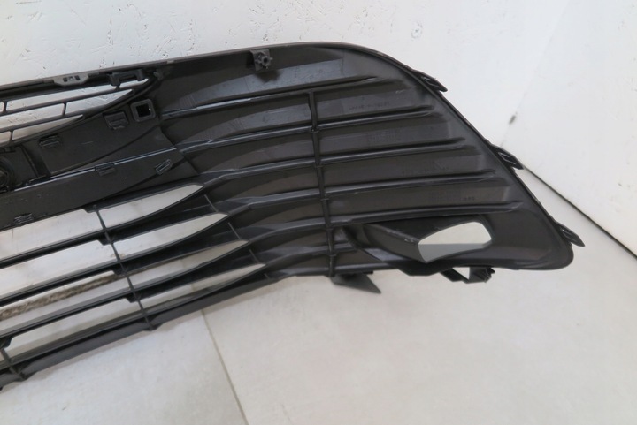 фото №7, Решётка решётка радиатора решётка бампера перед toyota camry viii 53113-33020