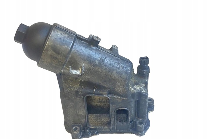 фото №8, Крепление фильтра масла bmw 3 e90 7797392 2.0l дизель 2010