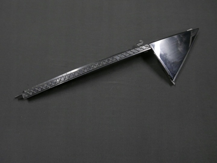 фото №1, Bmw f45 планка дверь левый зад 7373925