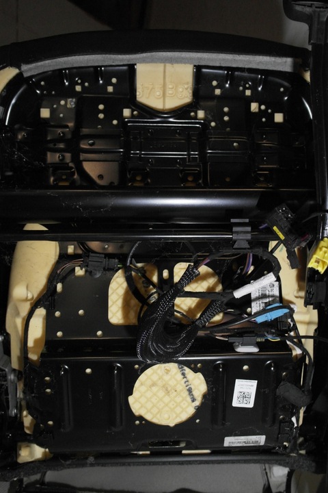 фото №8, Vw golf vi cabrio комплект сидений кожа чёрная алькантара 1k3881106ej