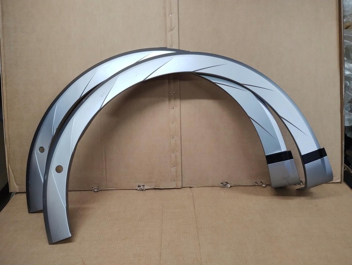 фото №1, Hyundai ioniq v 5 накладка планка крила ліва оригінал