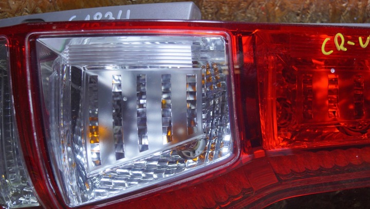 фото №10, Honda cr-v iii лампа правий зад c1834