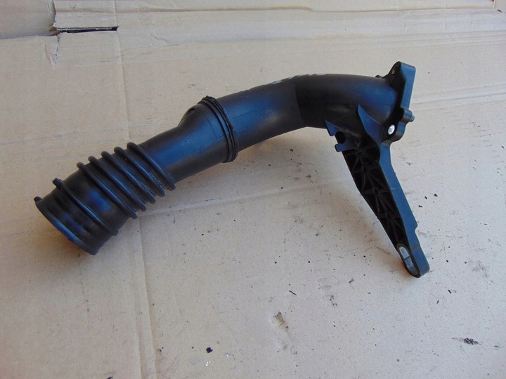 фото №7, Труба воздуха воздуховод ford fiesta mk7 1.6 tdci