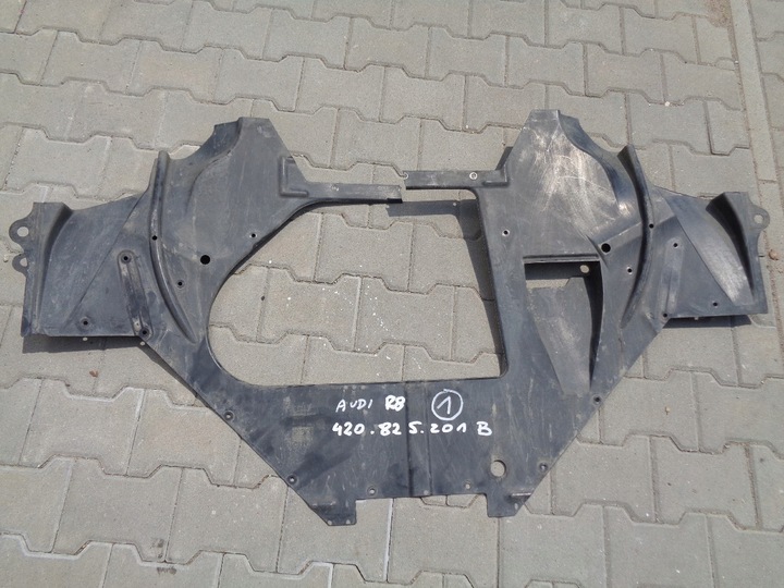 фото №1, Audi r8 420 защита пол двигателя зад 420825201b