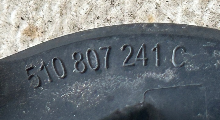 фото №8, Заглушка фаркоп перед golf sportsvan рестайлінг 510807241c