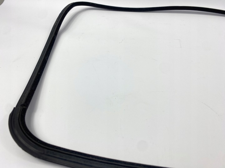 фото №7, Ущільнювач люк mercedes w126 sec w140 c140 cl sec 1267800198 oem bdb
