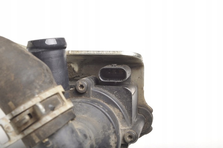 фото №9, Volvo t8 plug in гібрид насос шланг шланг води 31368312 31368146 31368145