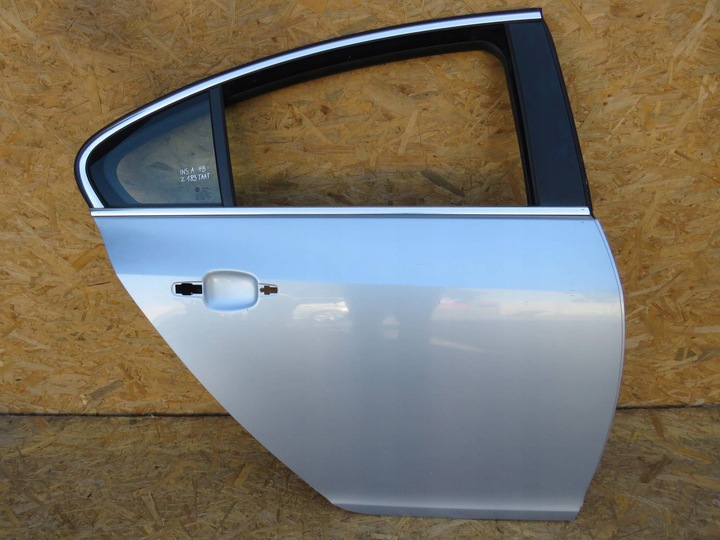 фото №1, Opel insignia a hb дверь задние зад правые z189