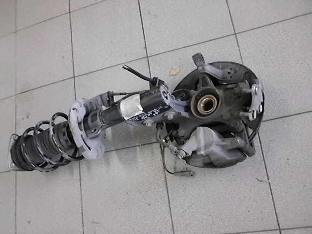 фото №6, Mcperson поворотна опора праві перед peugeot 308 ii t9 1.2 pure tech 2015 рік