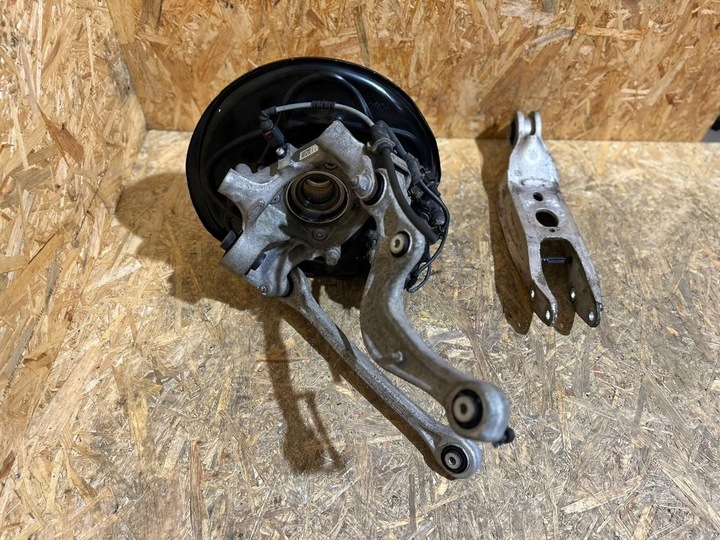фото №6, Поворотный кулак суппорт диск левая зад audi q7 4m q8 30km оригинал
