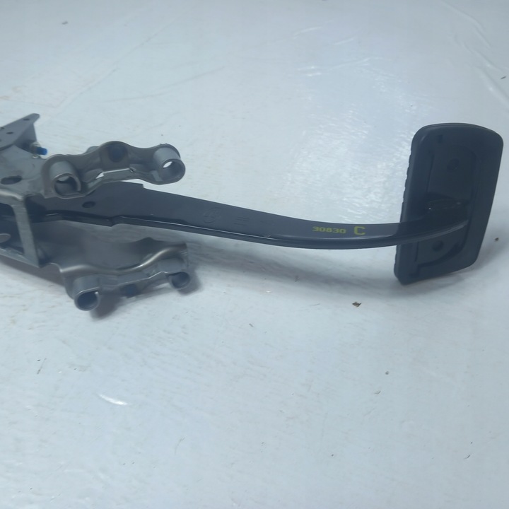 фото №6, Subaru crosstrek xv 22- педаль тормоза usa