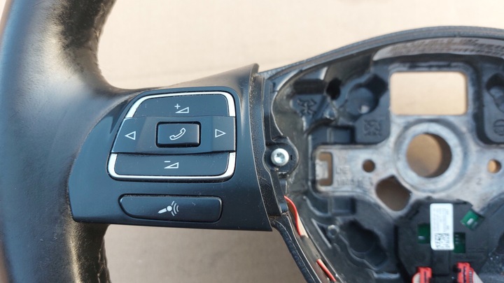 фото №9, Кермо мультифункція шкіра vw golf 6 5k0959542a