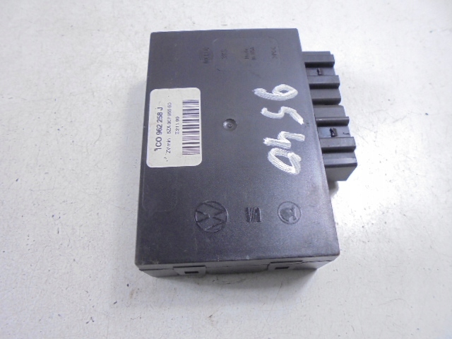 фото №8, Volkswagen golf iv 4 mk4 блок комфорта оригинал (блоки управления бортовой сетью) 1c0962258j 5za007955-50