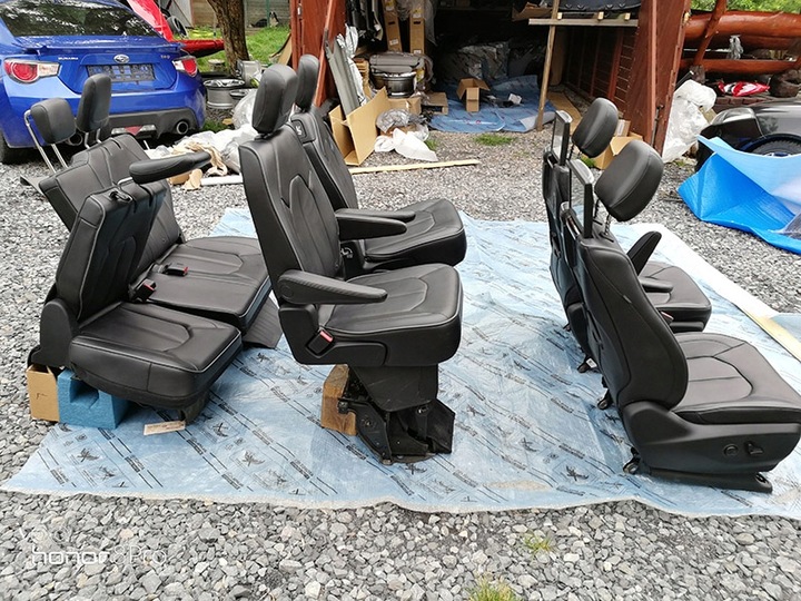 фото №8, Chrysler pacifica 2018 сиденья чёрные сиденье кожа