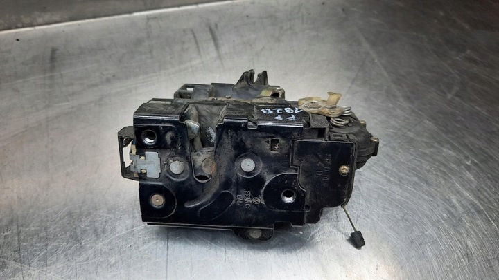 фото №1, Замок двері праві перед skoda octavia i 1.6b 98r 8pin 3b1837016a