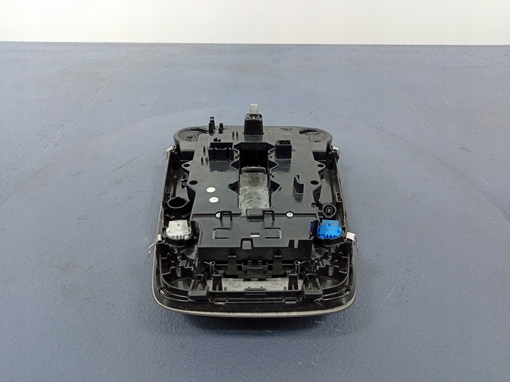 фото №7, A4 b9 8w лампа потолок перед s line 8w0947135d