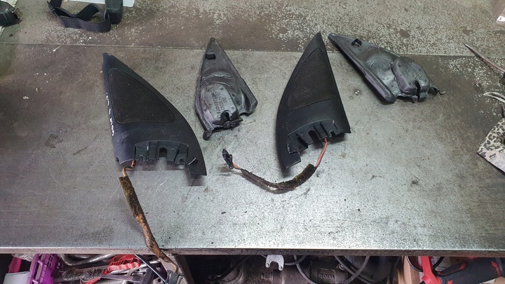 фото №1, Vw golf iv - захист дзеркало ліва права динамік