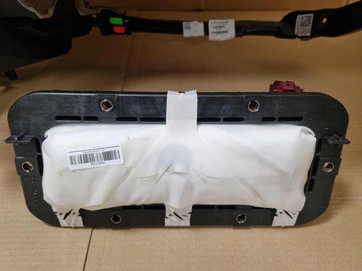 фото №13, Volvo xc60 ii панель шкіра консоль оригінал подушка безпеки водій пасажир колінний