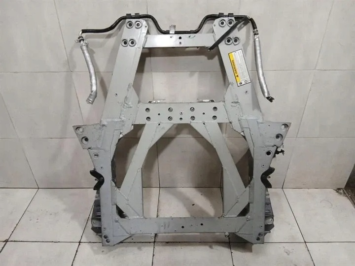 фото №8, Ferrari gtc4 lusso t 3.9 v8 f151m subframe rear 321996 axle frame