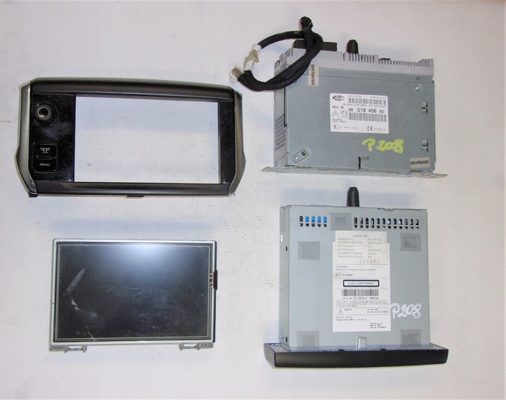 фото №1, Peugeot 208 радіо cd дисплей 9801840680