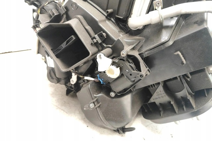 фото №8, Отопитель vw 5q1820005r 1.98l бензин 2013