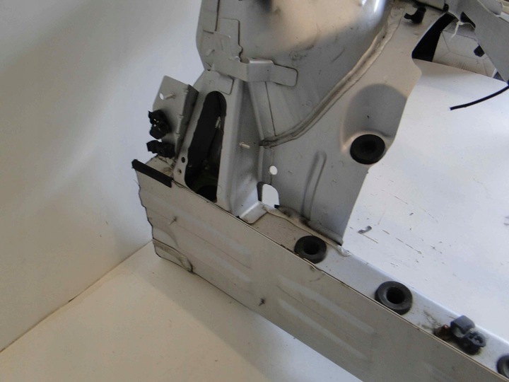 фото №6, Mercedes slk r171 171 pas переднее лонжерон балка