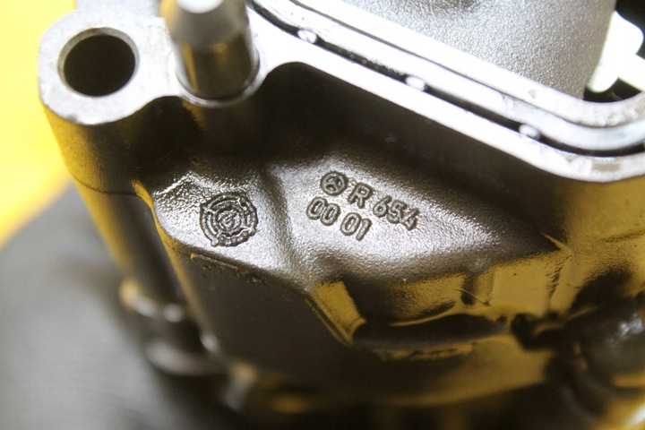 фото №9, Насос масла a6541800101 w213 2.0 cdi 654.920