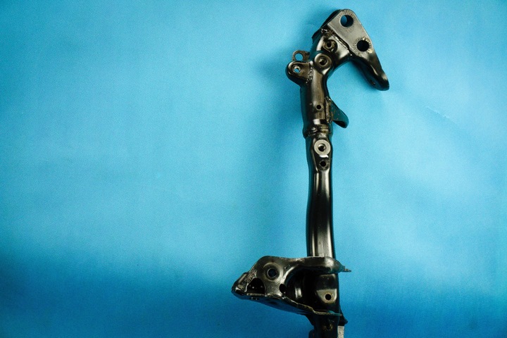 фото №9, Підтримка підвішування підрамник перед audi a8 s8 4h 4h0399315af