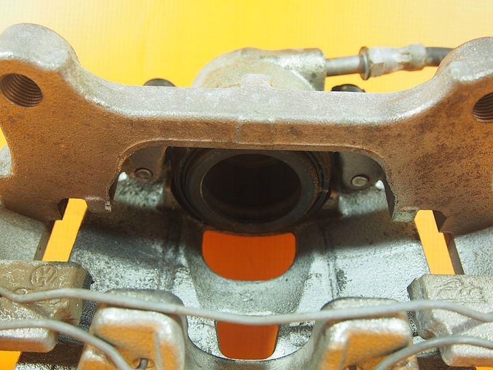 фото №9, Audi a5 8t суппорт тормозной перед l 314 8k0615123c