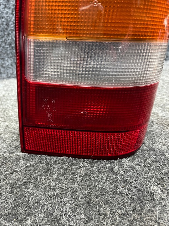 фото №7, Mercedes vito w638 фара праве зад oem номер європа 6388201364