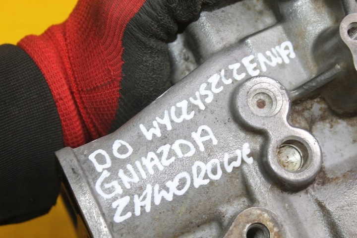фото №14, Головка права land rover discovery jaguar peugeot 2.7 d 276 dt 4r8q6090ah