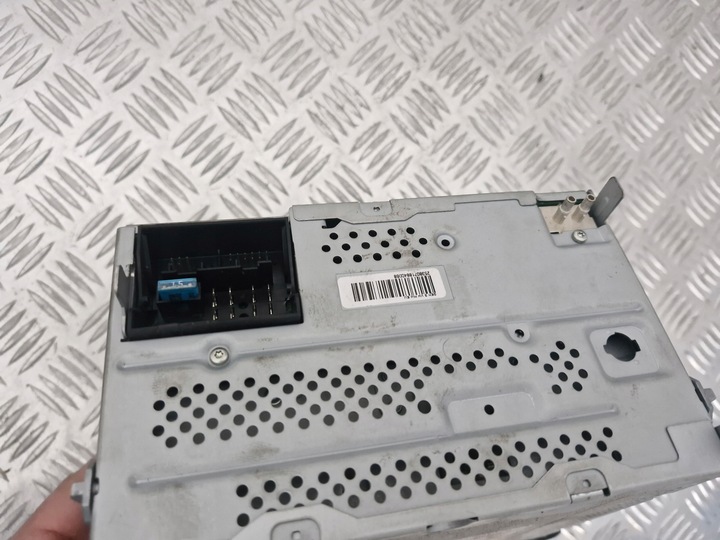 фото №3, Дисплей cd радио vw golf passat b7 rcd510 polo 3c8035195f