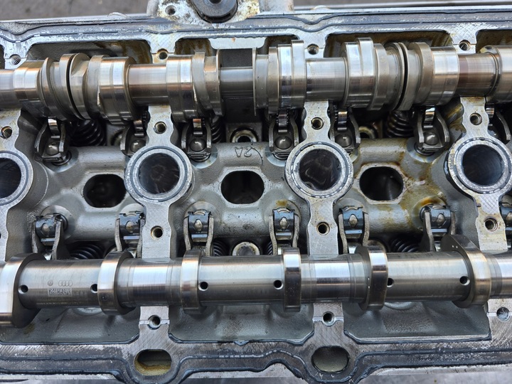 фото №5, Головка вали cjx 2.0 tsi audi s3 8v golf 06k403ag комплектна гарна