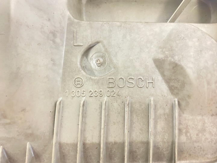 фото №12, Крышка лампы перед передний фара левая mercedes w124 bosch 1305239024
