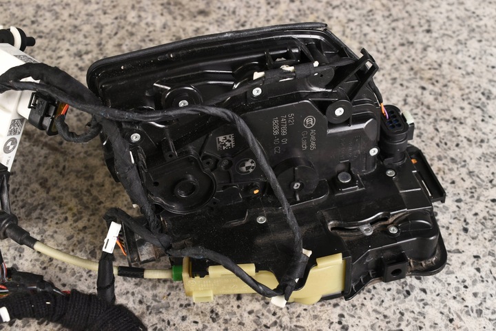 фото №16, Bmw 7 g11 g12 замок двері замки доводчик soft close softclose sca