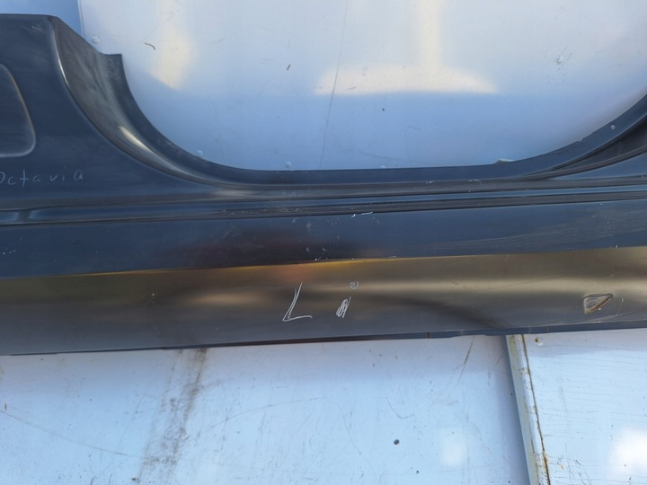 фото №4, Skoda octavia iii 3 лівий зад рамка поріг стійка рама обшивка поріг