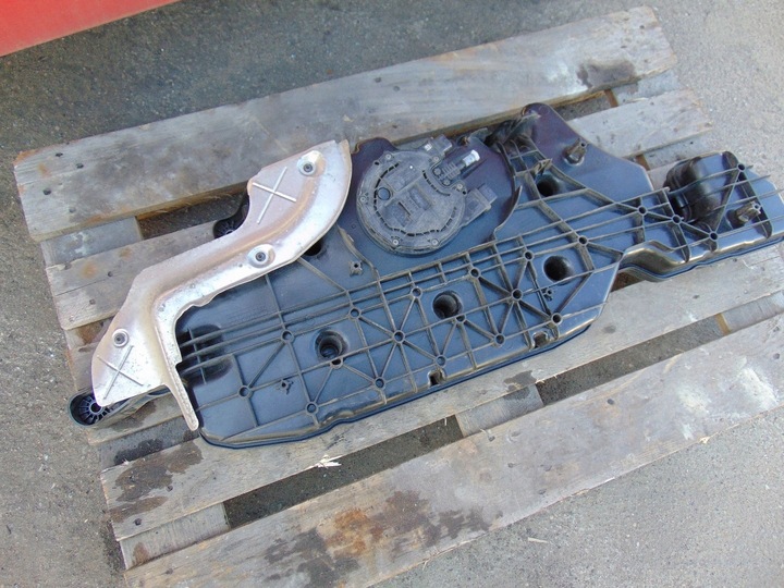 фото №8, Бак adblue mercedes w177 a2474700602 a0994711200