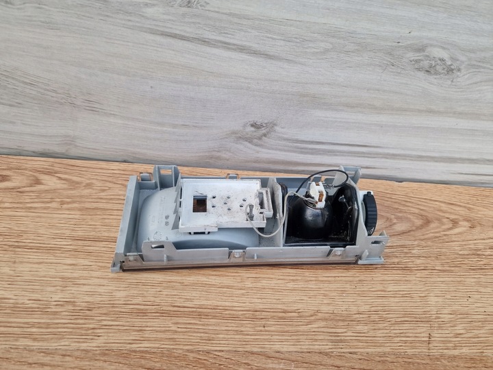 фото №2, Лампа освещение интерьера vw transporter t5 t6