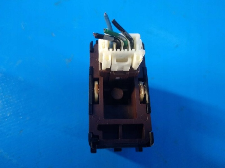фото №4, Кнопка открывания багажника na снаружи nissan sentra b17 12-21 25380-jf0