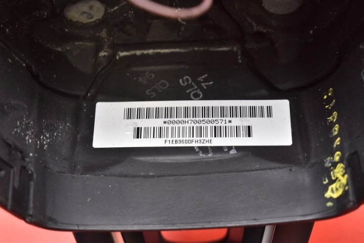 фото №16, Руль кожаный мультифункция f1eb3600fh3zhe ford focus mk3 рестайлинг 14-20