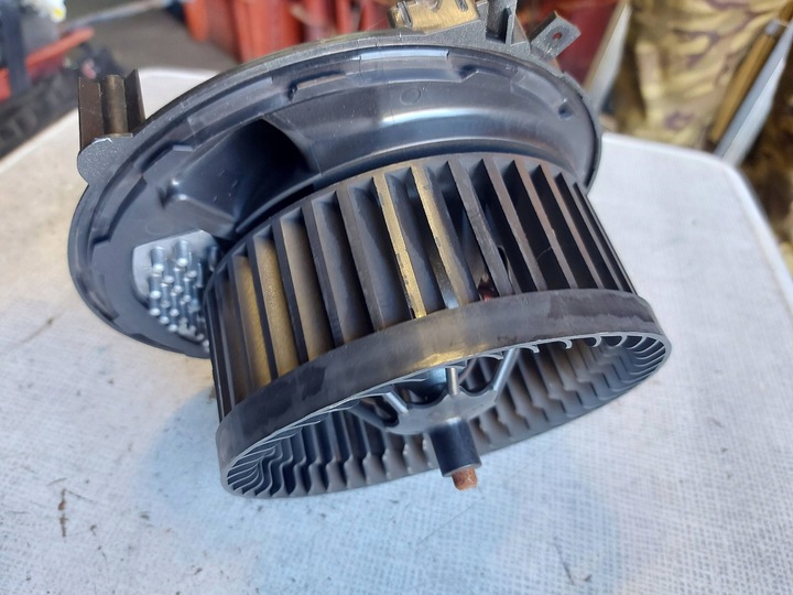 фото №1, Seat leon 5f повітродувка вентилятор резистор повітропровід 5q1819021b