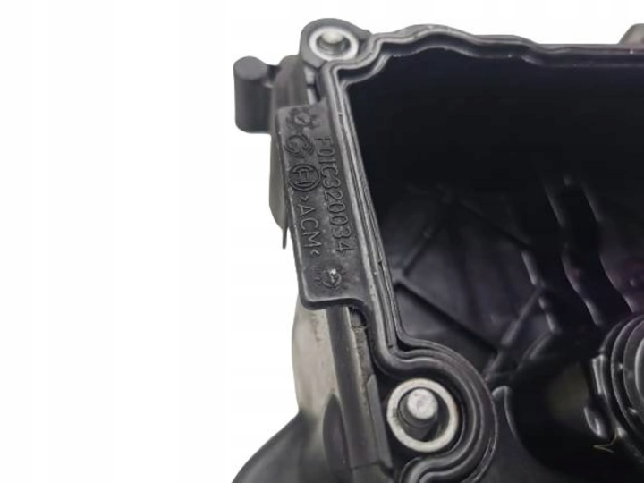 фото №10, Bmw 3 e90 e91 кришка клапанів 2.0 d n47d20a