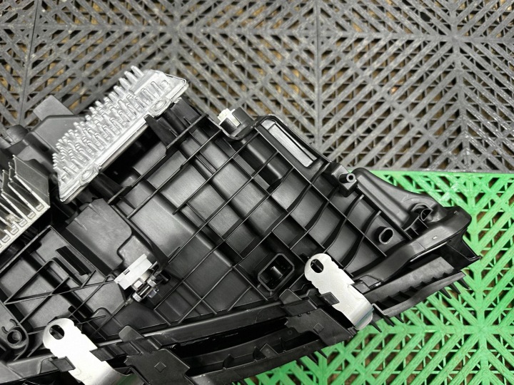 фото №11, Фара передняя сторона левая bmw 3 g20 g21 lci laser комплектная 9450801