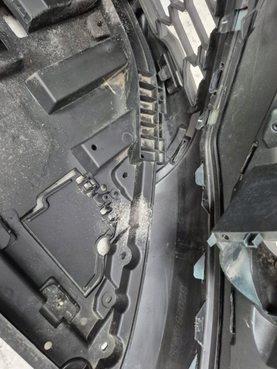 фото №12, Dacia sandero iii 3 рестайлинг 23- stepway бампер перед передний pdc 620225509r