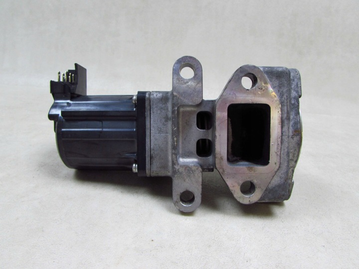 фото №7, Isuzu npr nqr nkr n75 5.2 d 4hk1 07-18 клапан выхлопных газов egr 8980182645 k5t70392