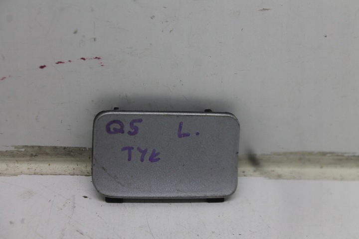 фото №1, Заглушка защита бампера фаркоп левый зад 8r0807449a audi