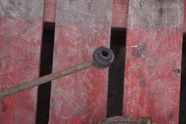 фото №13, Поворотный кулак амортизатор правые перед nissan juke f15 1.5 dci