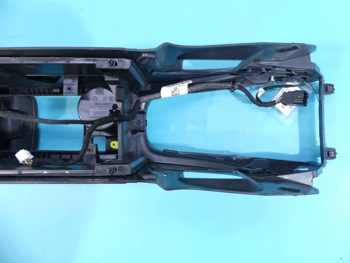 фото №11, Подлокотник кожа opel astra iv j hb европа