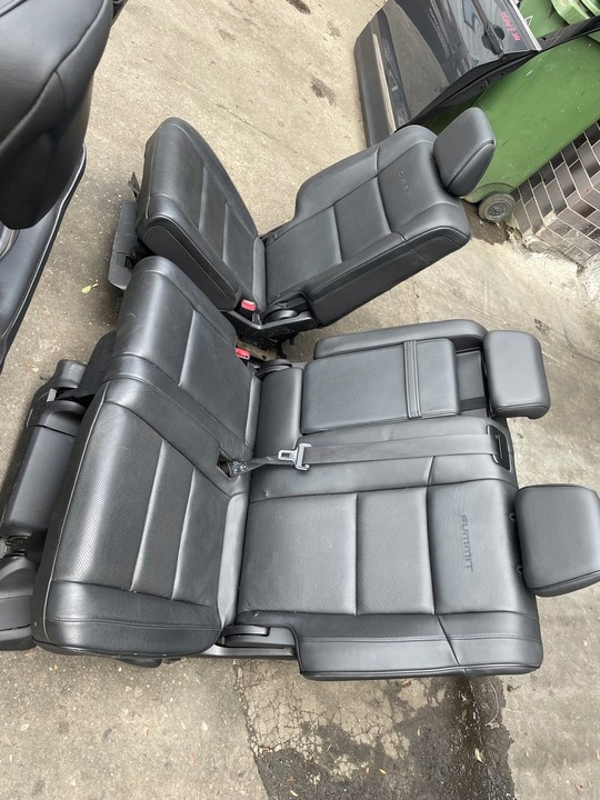 фото №10, Jeep grand cherokee wk2 summit сиденья сиденья обшивки комплект чёрные